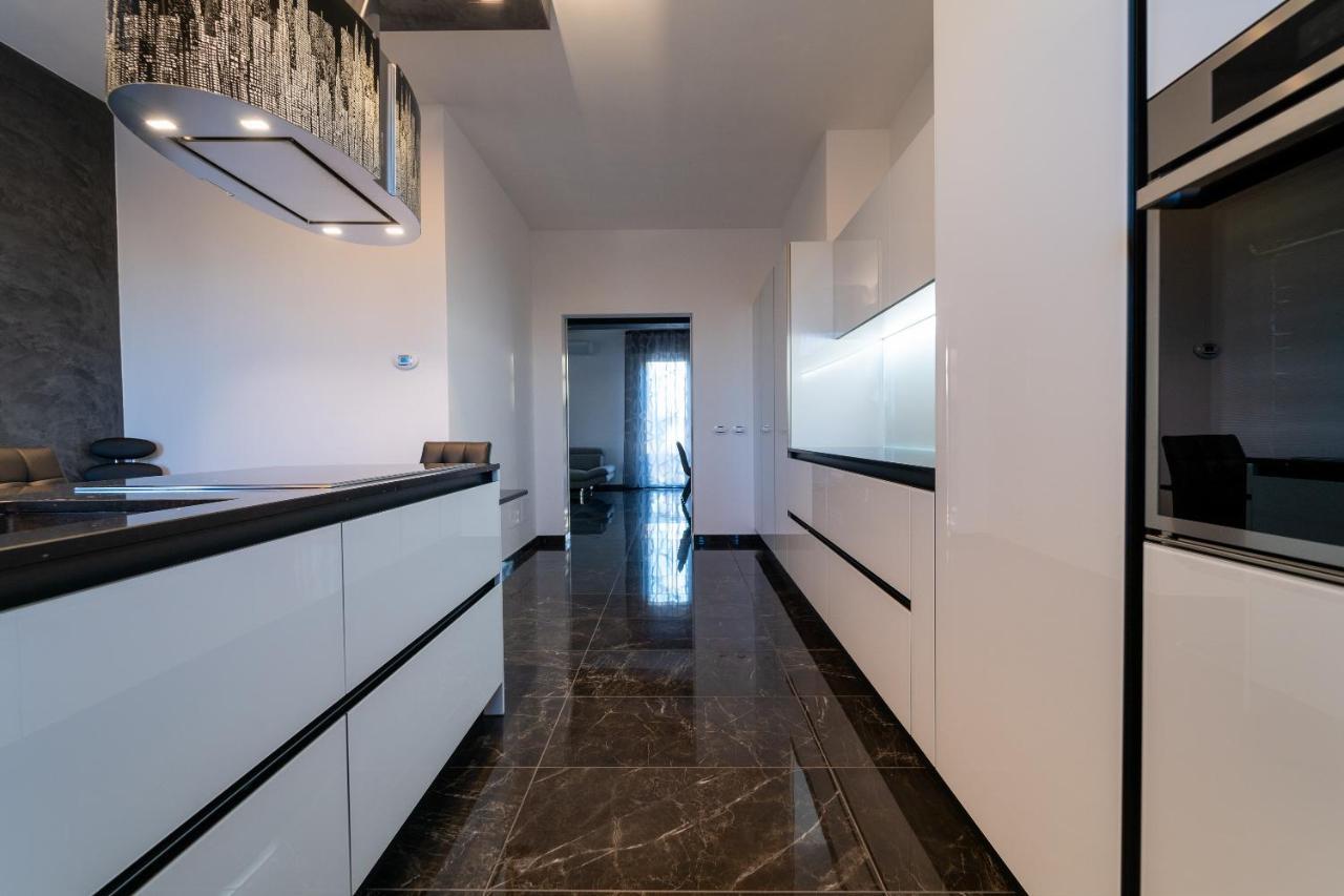 Apartamento Mistica Space Reggio Emilia Exterior foto